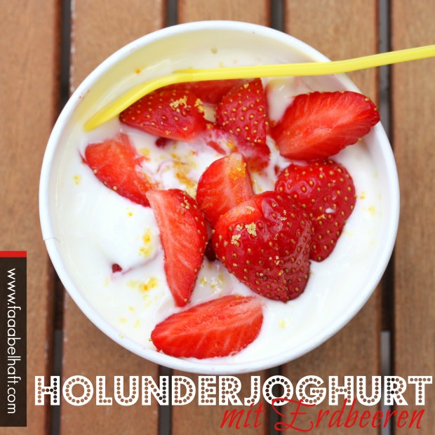 Holunderjoghurt mit Erdbeeren